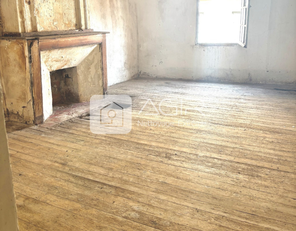 Nettoyage evacuation fientes de pigeon